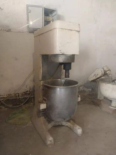 Gözəllik və estetika avadanlığı: Mikser 50 lt.3faza. Tam islekdir. Qiymet_500_azn. Unvan_Nardaran — 1