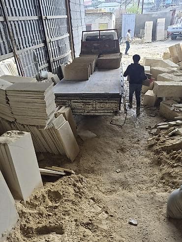 Təbii daş fasad və döşəmə plitələri - Material: yerli təbii daş