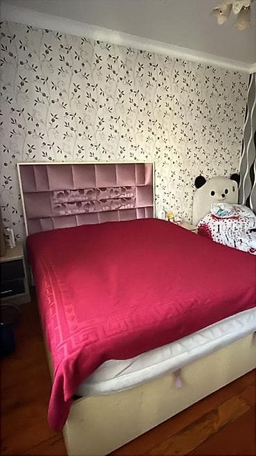 Mebel dəsti: yumşaq başlıqlı iki nəfərlik çarpayı - Ölçü: təxmini at lalafo.az Mebel dəsti: yumşaq başlıqlı iki nəfərlik çarpayı - Ölçü: təxmini