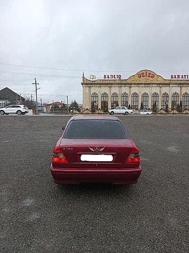 kreditlə maşın satışı: Mercedes-Benz C 180: 1.8 l | 1998 il Sedan — 2