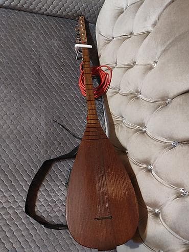 valencia gitara: Salam,Saz Usta Rizvanin el işidir 11 ilindir.özüm üçün xüsusi — 3