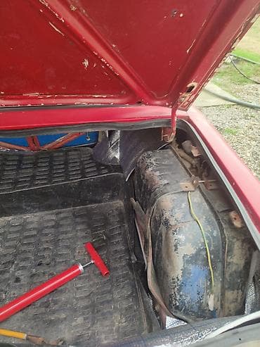 opel astra sükan: VAZ 2106 sedan – qırmızı rəng Xüsusiyyətlər: - Korpus: klassik 4 — 6