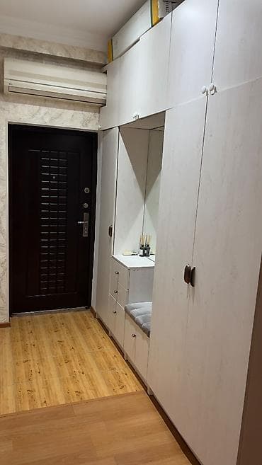 Daşınmaz əmlak: 2 xanım otaq yoldaşı axtarılır — müasir və rahat mənzil Müasir — 4
