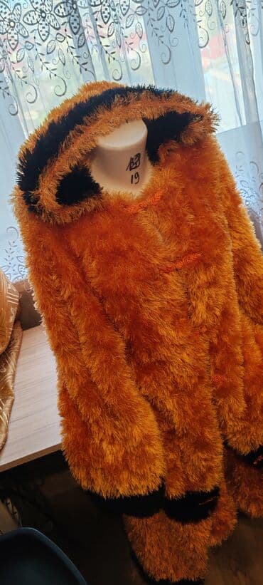 sarı rəngli kişi gödəkçəsi: Kurtkalar — 2