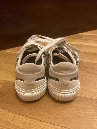 детские вещи испания: Zara krassovka 32 razmer — 3