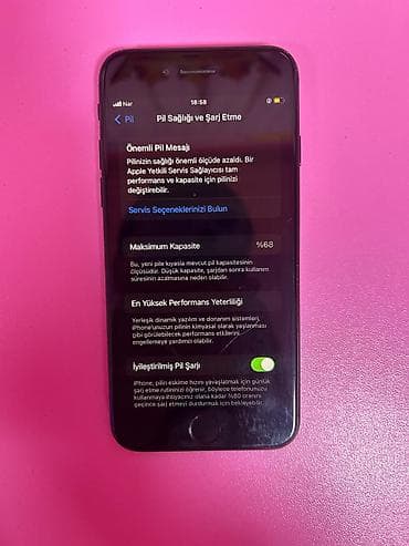 i̇pone 4: IPhone SE 2020, Qara, Simsiz şarj — 8