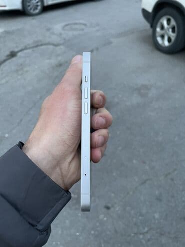 Мобильные телефоны: IPhone 13, Белый, Face ID — 4
