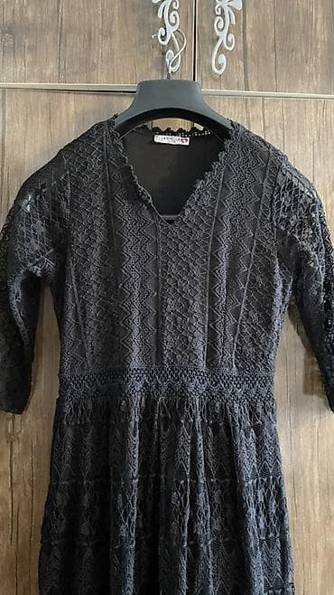 - Parça: Tam krujeva (naxışlı), astarlı - Rəng: qara - Stil: Zərif — 2