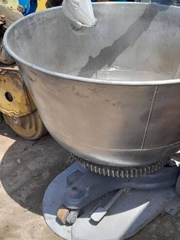 semicka aparati: Xəmir yoğuran.Xemir yoguran.qarisdiran.qarışdıran.mikser 70-100 kq — 1