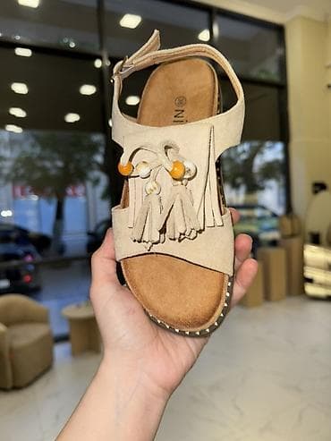 ağ sabolar: Qadın sandal kolleksiyası – Nivel markası, ölçü 36 - Modellər: qara — 2