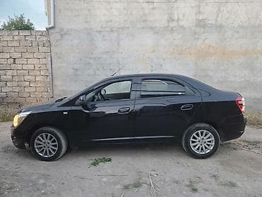 d2s led: Ravon R4 sedan – qara rəng, 4 qapı, şəhər və uzun yol üçün rahat ailə — 1