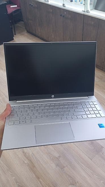 HP Pavilion 15 noutbuku CPU: Core i5-1335U GPU: İntel UHD Graphic Ram