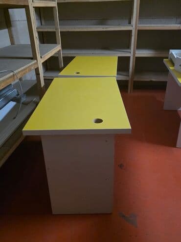 стол компьютерный письменный: Компьютерный стол, Б/у, Нераскладной, Прямоугольный стол — 3