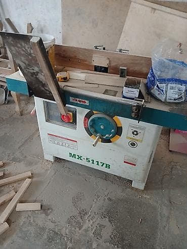 qara düyü: Dülgər sexi üçün ağac emalı avadanlıqları paketi Tərkib: - Universal — 2