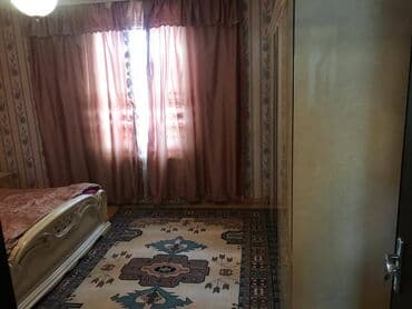 qaracuxurda ev: 10 kv. m, 3 otaqlı — 7