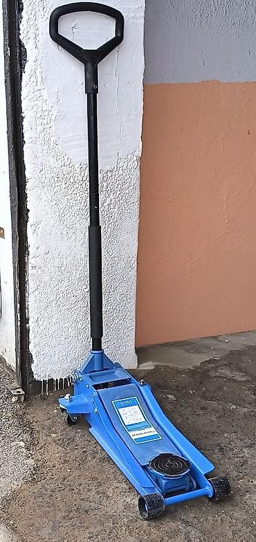 Автосервисное оборудование: Avtoşin servisi üçün peşəkar avadanlıq dəsti – Unite brendi Tərkib: - — 6