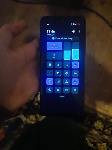 16 pro max qiyməti: Infinix Hot 30, rəng - Qara, Sensor — 3