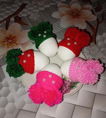 Toxunma əl işləri Novruz bayramının bəzəyir yumurta papağı kim istəsə