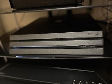 Sony PlayStation 4 Pro (1TB)tam oyun və VR dəsti Yeni alınıb çox az
