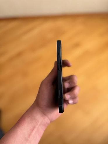 iphone adaptır: IPhone 14, 128 GB, Black Titanium — 5