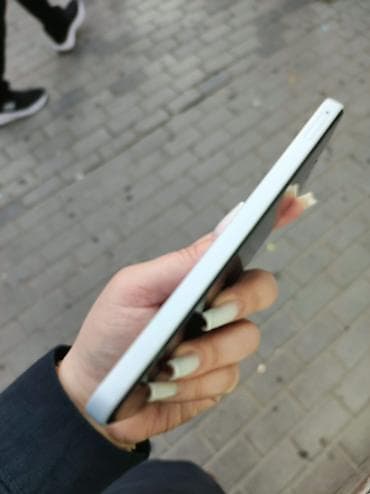teqi: Samsung Galaxy A16, 128 GB, rəng - Gümüşü — 3