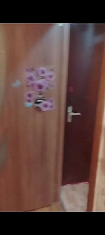 2 otaqlı mənzil satıram: Kirayə üçün 1 otaqlı mənzil. - Yataq otağı: iki nəfərlik geniş — 7