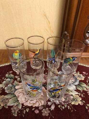 biti qabi: Stəkanlar — 2