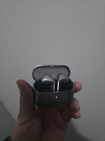 buds 3 pro: Temiz Samsung dur kontaktdan almisam tecili pul lazim oldugu ucun — 1