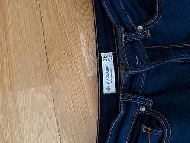 ideal ehmedli: İdeal vəziyyətdə təzə kimidi 
Razmer 36 
Marka olaraq Stradivarius-dır — 3