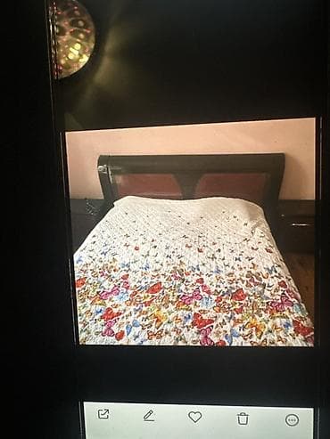 Yataq üçün rəng - Ağ Yataq örtüyü