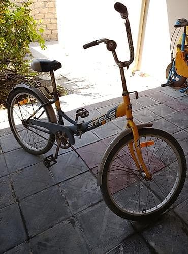 Velosipedlər: STELS markalı şəhər velosipedi. Kompakt ölçülü çərçivəyə malikdir və — 1