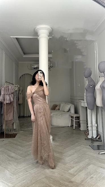 tikilme paltar modelleri instagram: Ziyafət donu, Maksi, M — 3