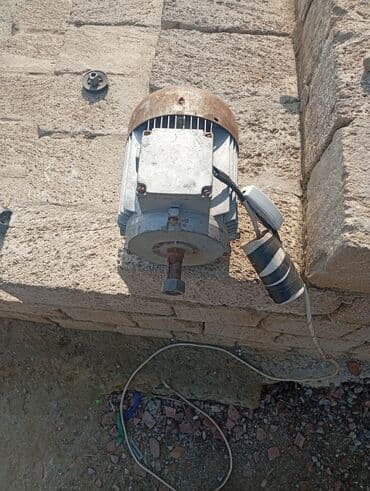 MATOR 1500V GÜCÜNDƏDİR 3 FAZA İLƏ İŞLƏYİR AMA HAL HAZİRDA 220Ə