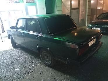 Model: VAZ 2107 sedan ili 1998 Kuzov: 4 qapılı, arxaqapılı sedan Rəng