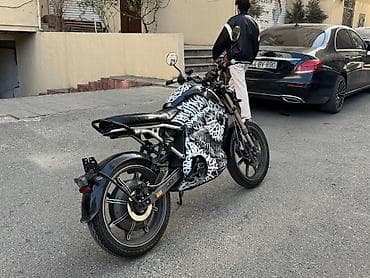 motor mopet: Xüsusi dizaynlı Vmoto Super Soco TC – şəhər üçün ideal elektrik — 6