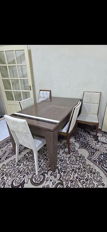 Mətbəx üçün, Açılmayan, Dördbucaq masa, 4 stul lalafo.az -da Mətbəx üçün, Açılmayan, Dördbucaq masa, 4 stul