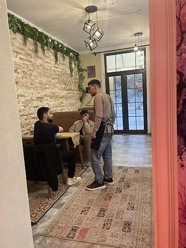 tecili ev satilir baki: Sumqayıt şəhərində, İcra Hakimiyyətinə yaxın, 2-ci kvartalda yerləşən — 6