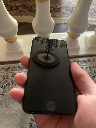 iphone 5 gold: IPhone 7, Qara — 1