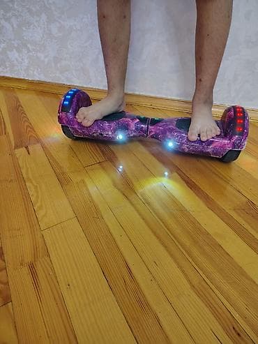 Hovərbord – parlaq bənövşəyi/kainat dizaynı, LED işıqlar və Bluetooth — 1