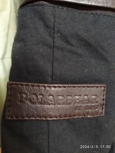 dəri jaket: Новая куртка ( натуральная кожа ягнёнка) мягкая и нежная кожа. Бренд — 3