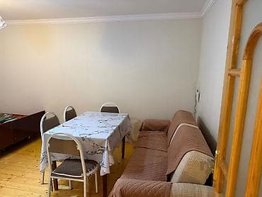 1 otaqlı mənzil – mebel və əşyalarla Plan və interyer: - Geniş