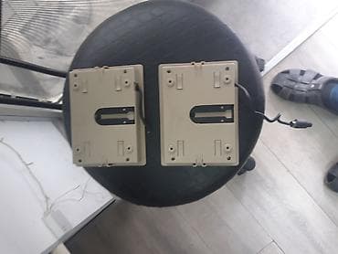 Avtomobil üçün 2 ədəd baş dayaqlığına quraşdırılan monitor dəsti -