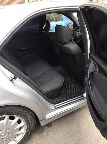 almaniyadan avtomobil sifarişi: Mercedes-Benz E-Class: 2.2 l | 1999 il Sedan — 4