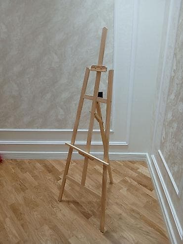 мольберт: Taxta rəsm molberti - Material: Təbii ağac (şam ağacı teksturası) — 4