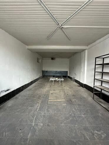 anbar icarəyə verilir: Boş boks icarəyə verilir. Ciddi, real şəxslər əlaqə saxlasın. 3.5m x — 1