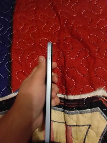 smart lock qw: Redmi smartfon - Korpus: açıq mavi rəng, düz kənarlı dizayn - Arxa — 5
