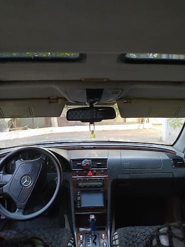 kamaz karopka: Mercedes-Benz C 280: 2.8 л | 1996 г. Седан — 2