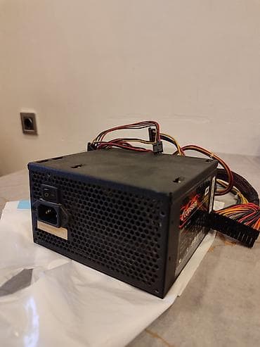 macbook pro 16: Qida bloku 400w-dur. Tam işlək vəziyətdədir problemisizdi. Əsas — 6