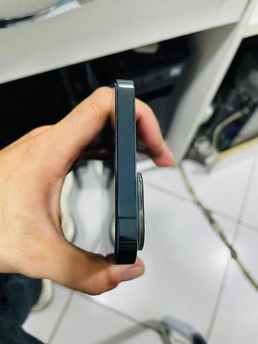 mac utu feni: IPhone 12 Pro Max, 256 GB, Blue Titanium, Barmaq izi, Face ID — 3