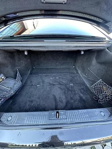 Mercedes-Benz S-Class sedan – komfort və lüks axtaranlar üçün. -